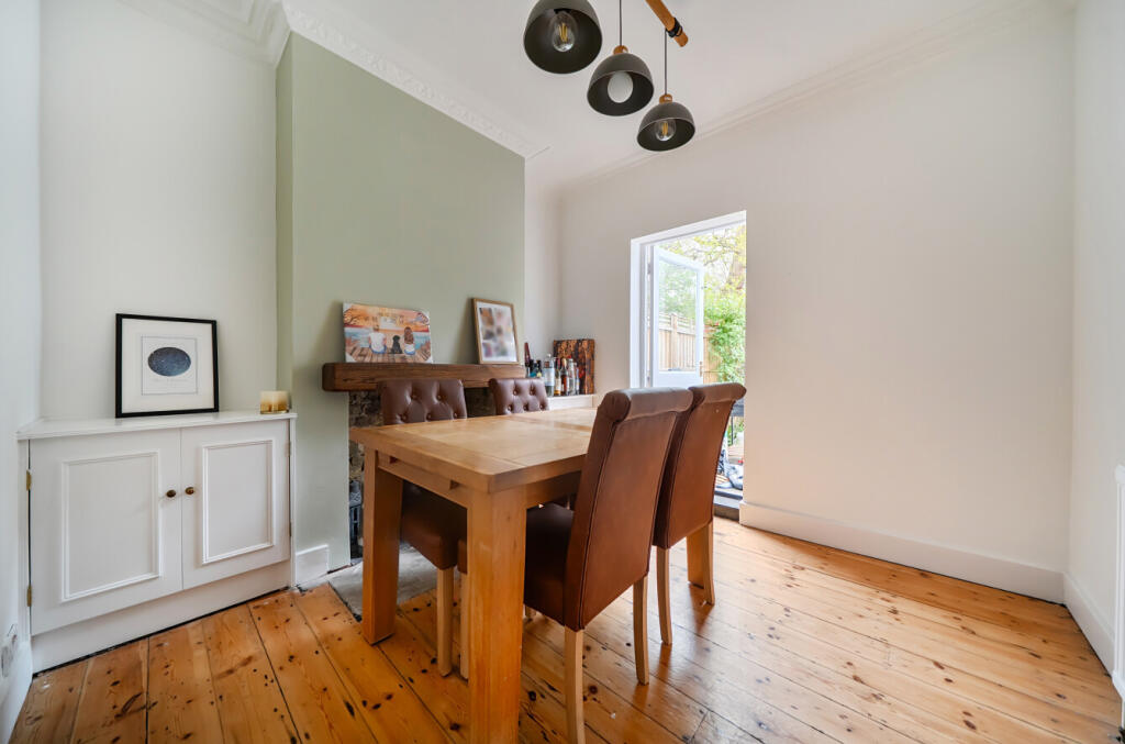 Plaistow Grove, Bromley, BR1 - View 5