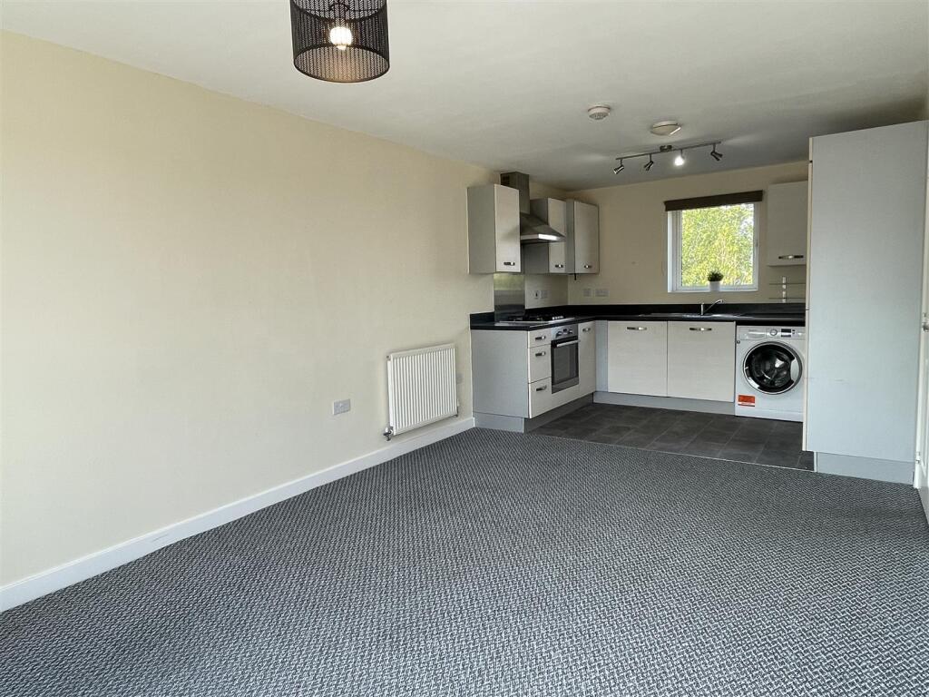 Apartment in Wolverhampton - View 5
