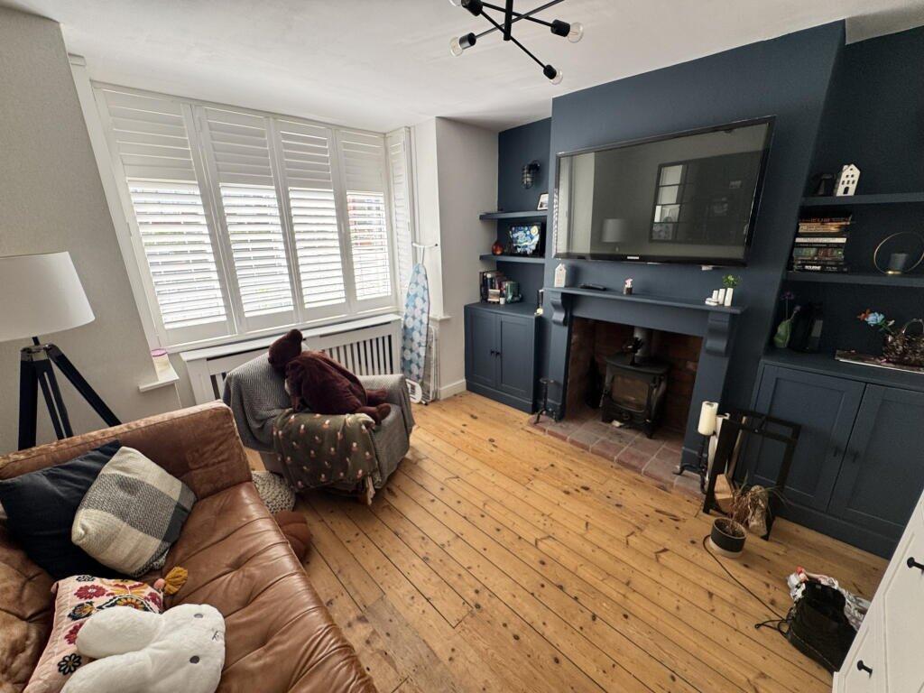 House in Leeds, West Yorkshire - View 2