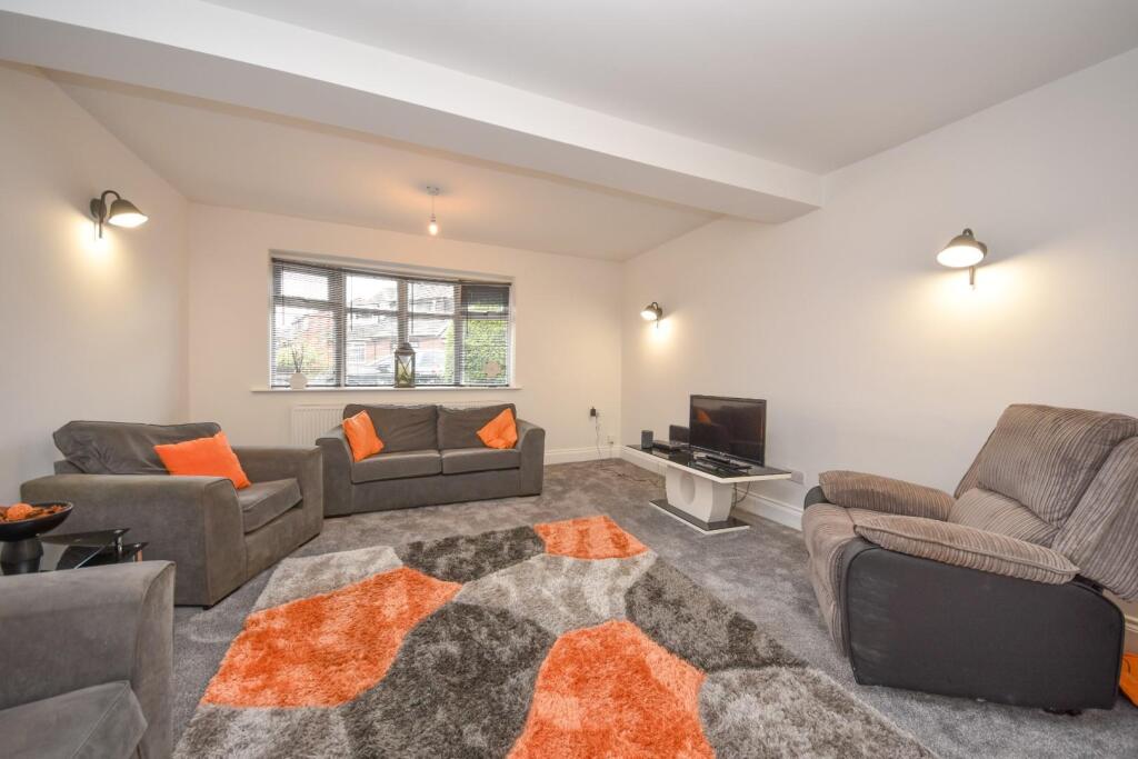 Dellside Close, Ashton-In-Makerfield, Wigan, WN4 0ND photo 3