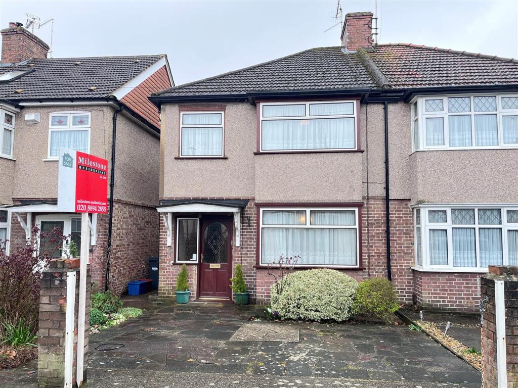 Main image of property: Kneller Gardens, Isleworth