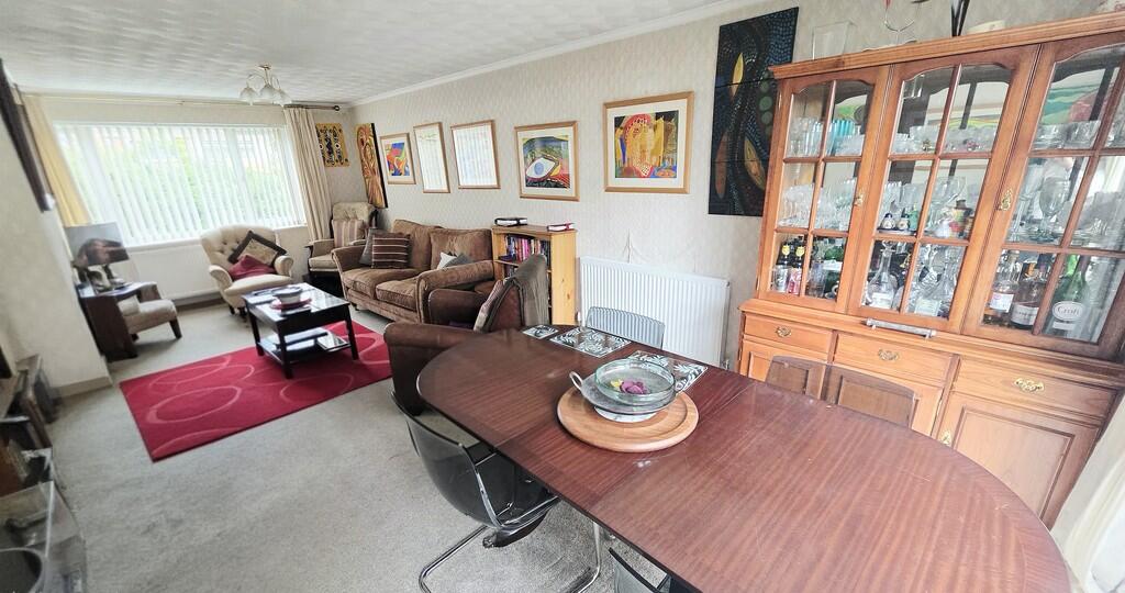 Westminster Crescent, Brackley photo 3