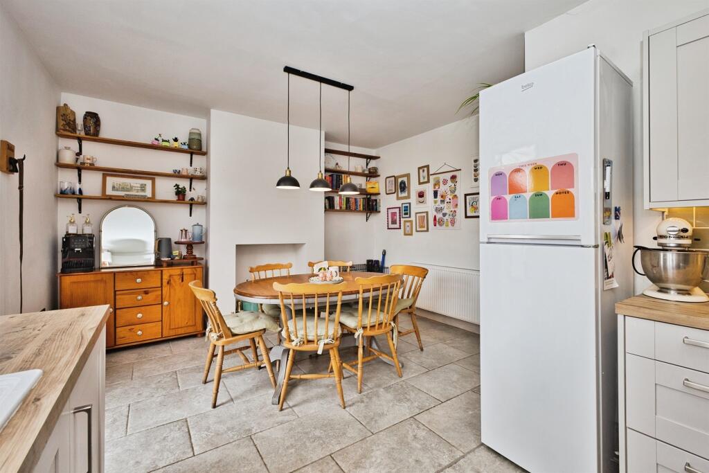 House in Bath - View 2