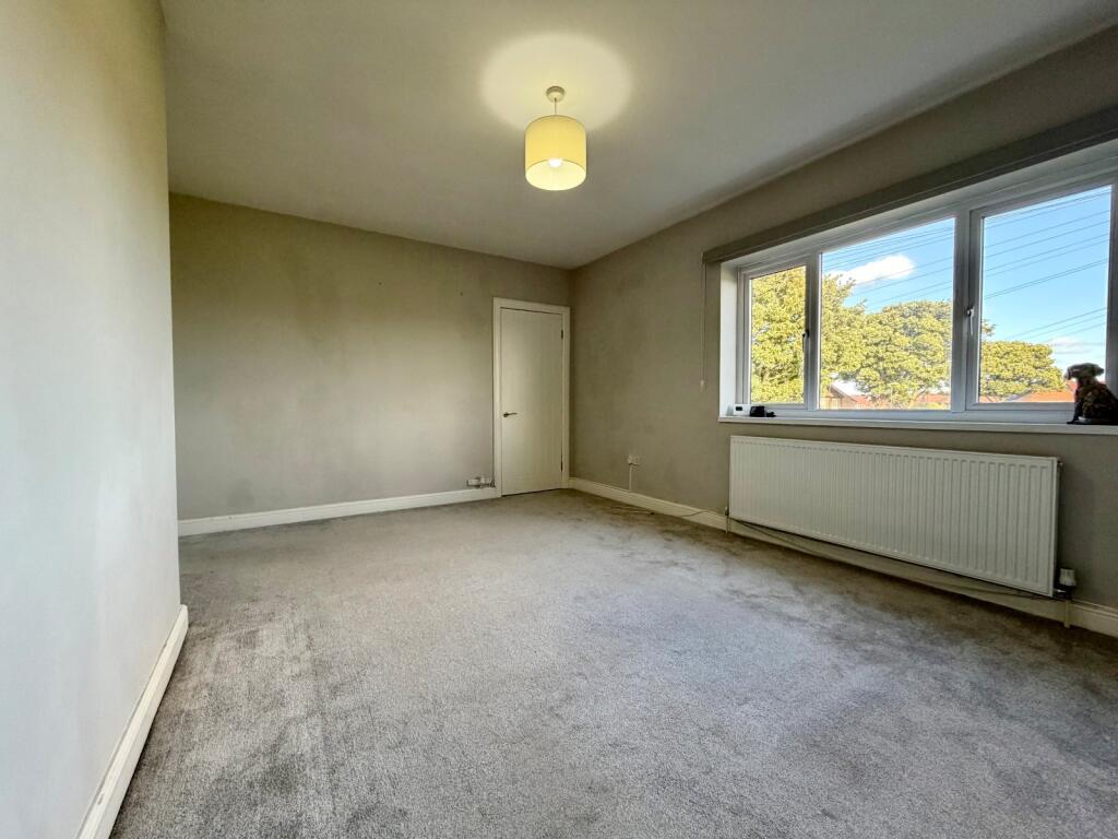 Apartment in North Tyneside, North East - View 4