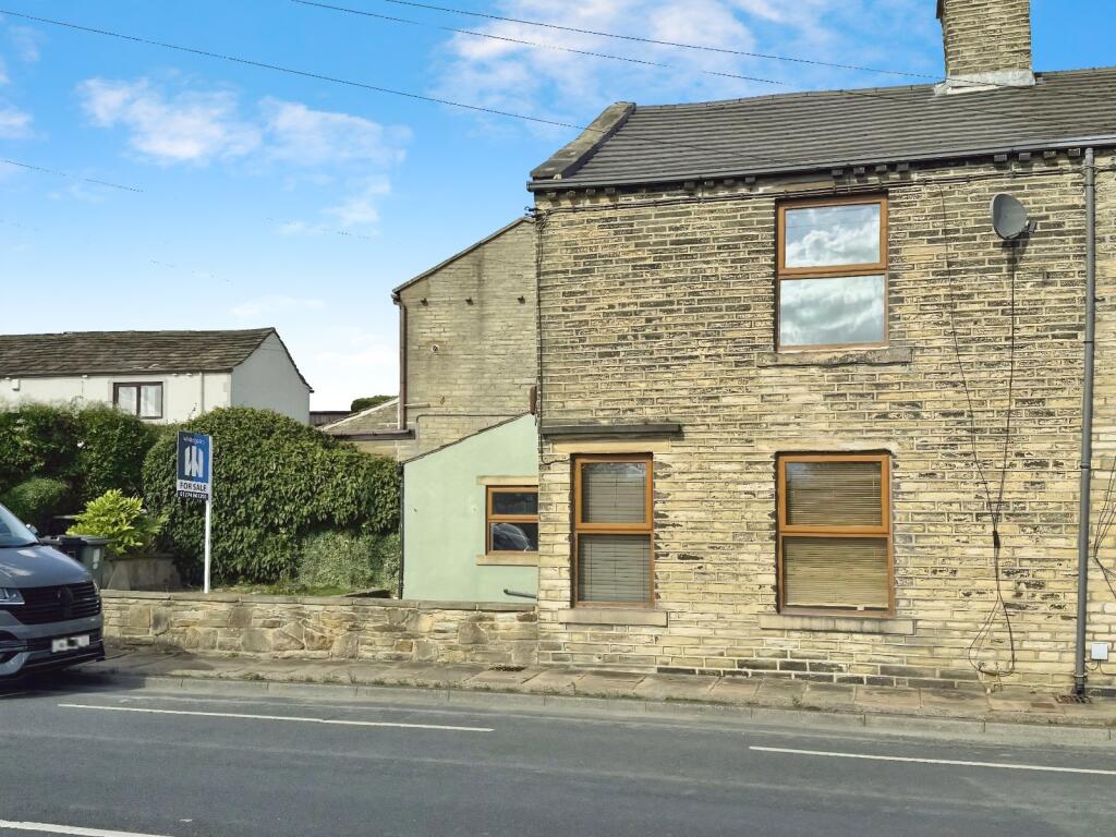 Halifax Road, Scholes, Cleckheaton, BD19 photo 2
