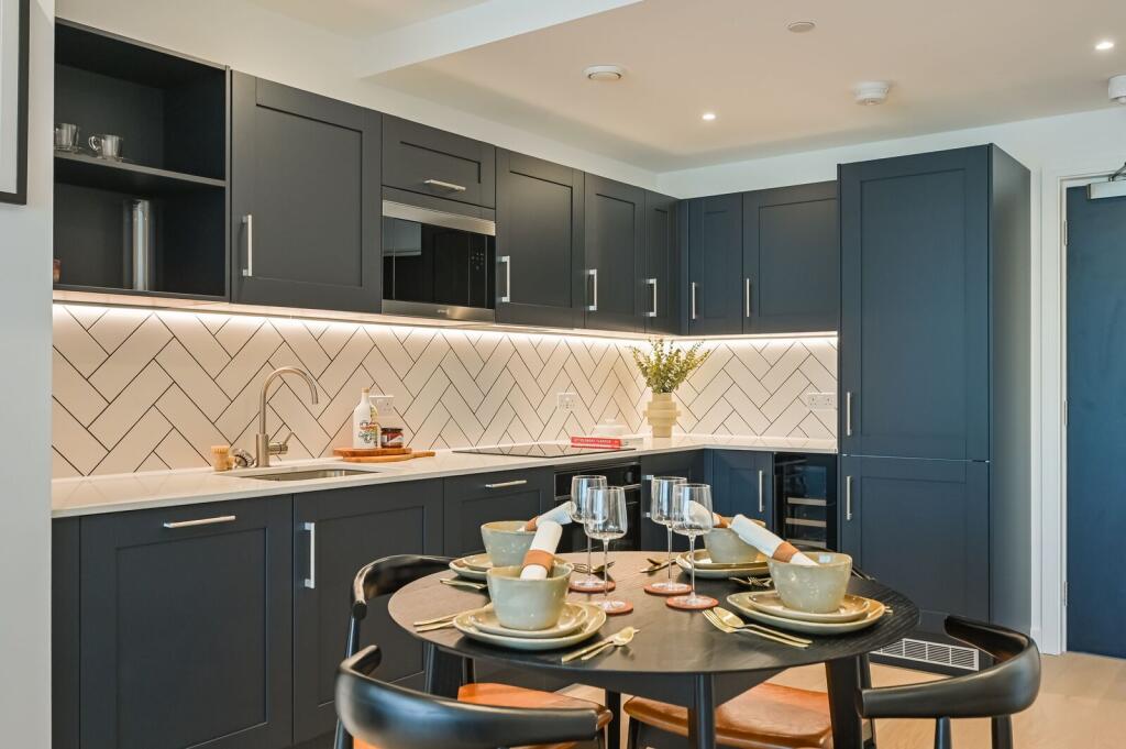 Apartment in Wembley, Preston - View 4