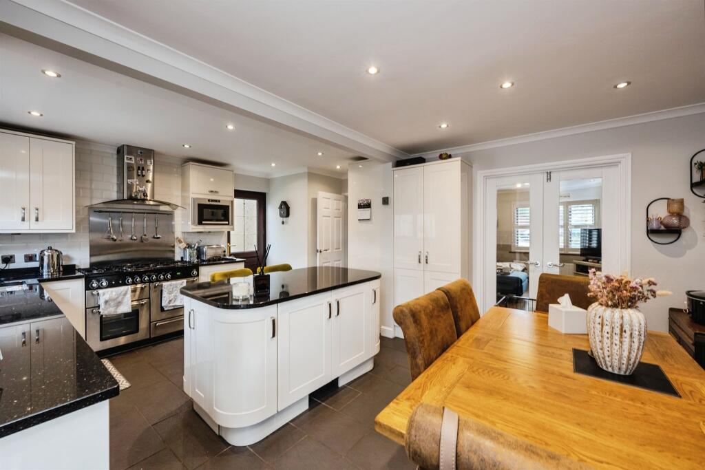 House in Swansea, Llangyfelach - View 5