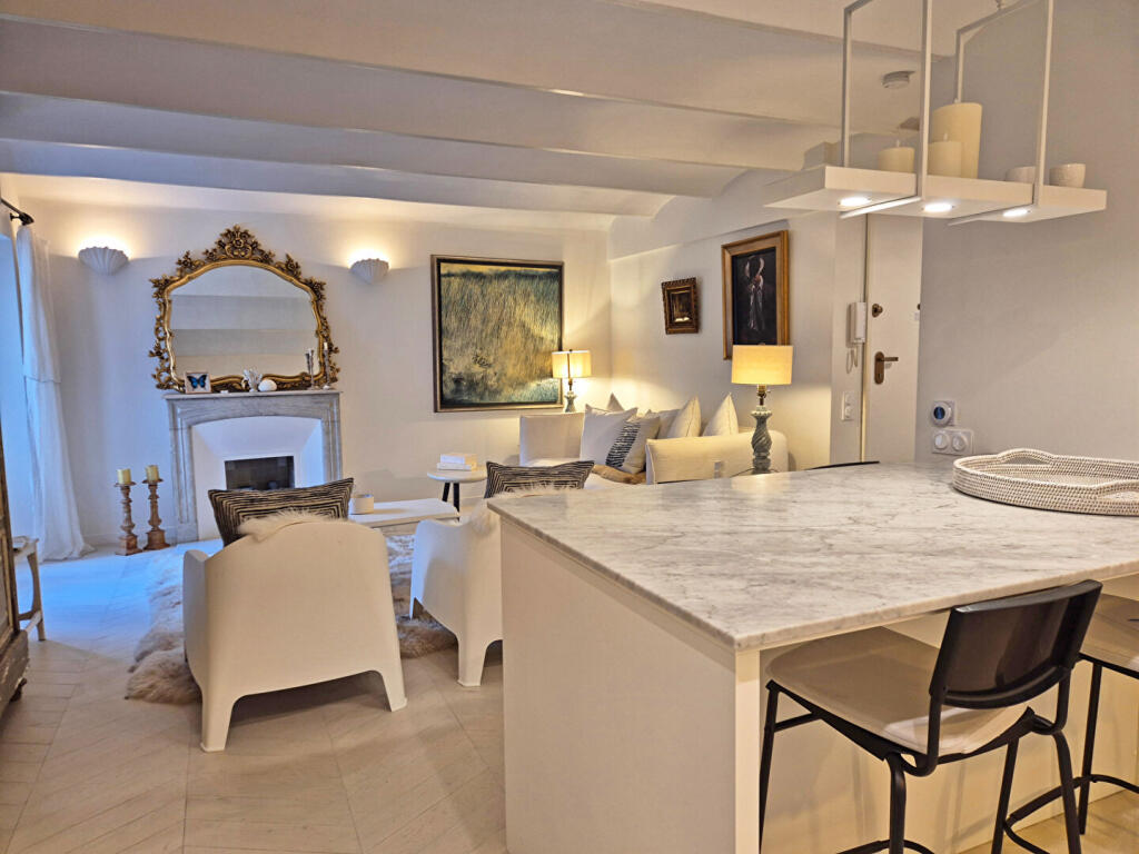 Main image of property: Provence-Alps-Cote d`Azur, Alpes-Maritimes, Cannes