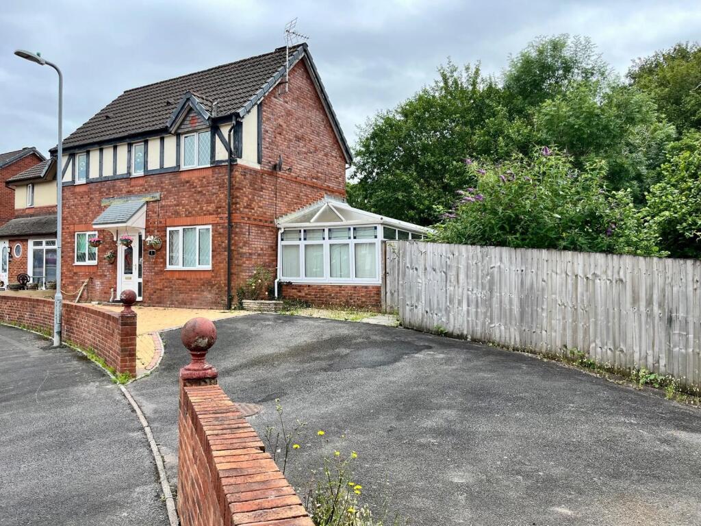 Main image of property: Rushfield Gardens, Bridgend, Bridgend County. CF31 1DE