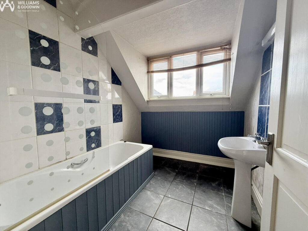 Lloyd Street, Llandudno, Conwy, LL30 photo 5