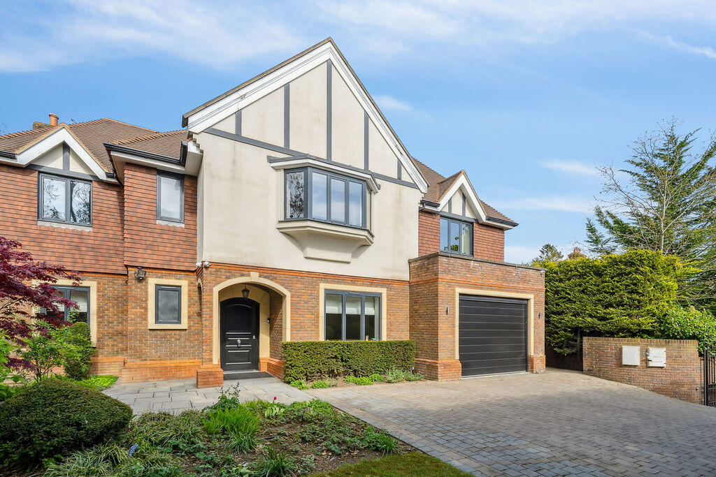 Main image of property: Leigh Hill Road, Cobham, KT11