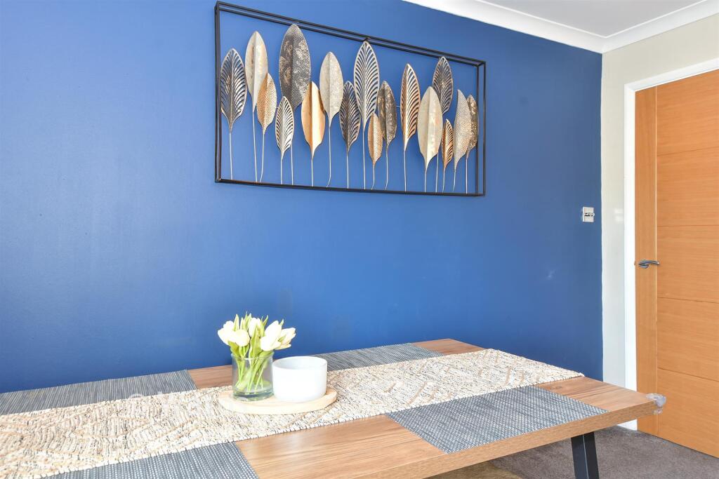 Apartment in Canterbury - More