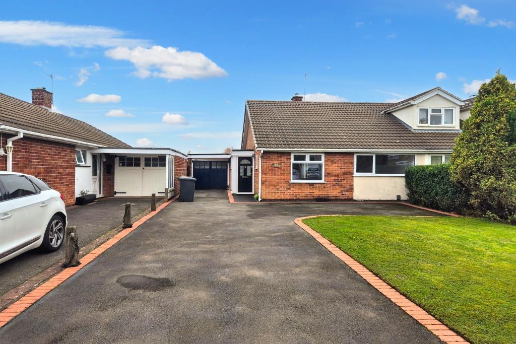 Main image of property: Peake Avenue, Nuneaton
