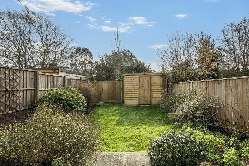 Garstons Close, Titchfield photo 4