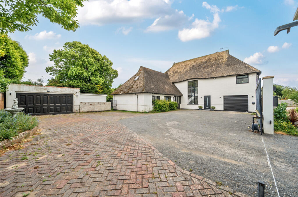 Ferringham Lane, Ferring, Worthing, BN12
