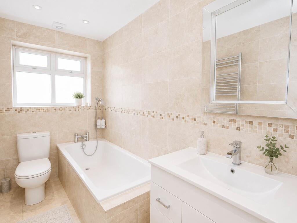House in Borehamwood, Elstree and Borehamwood - View 4
