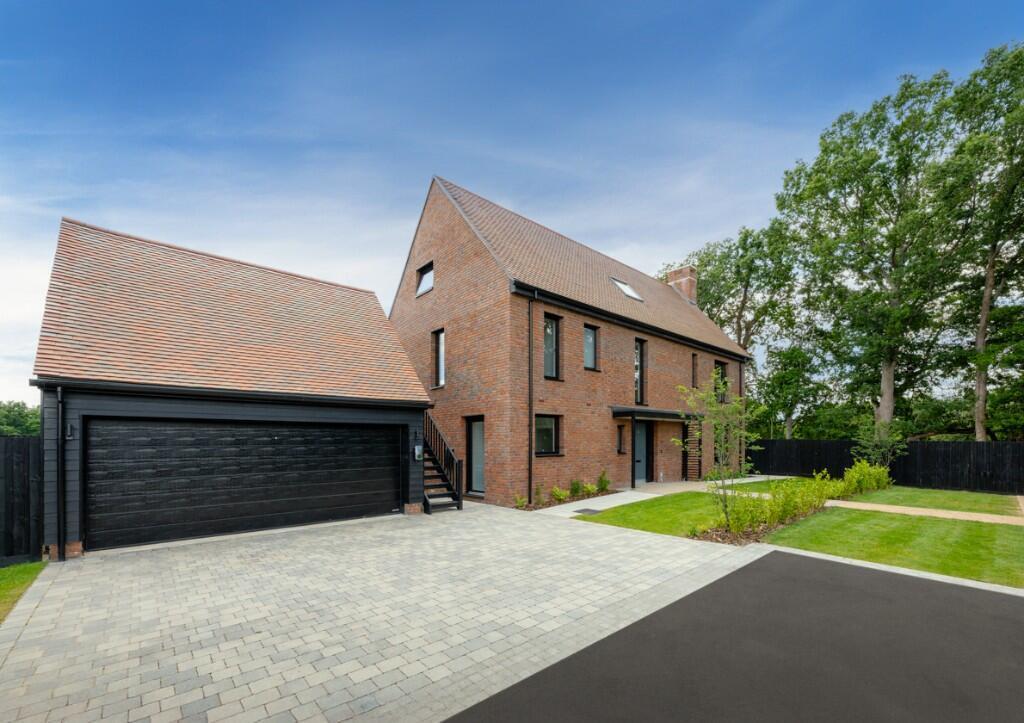 Main image of property: Alfold Gardens, 
Alfold, 
Cranleigh,
GU6 8BG