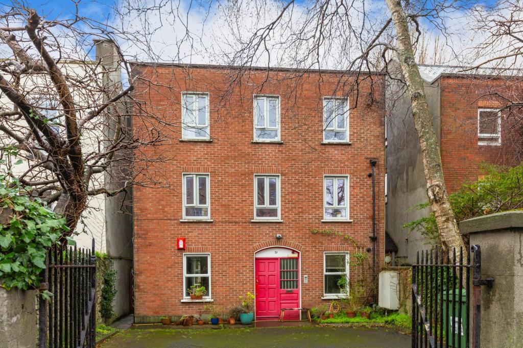 Main image of property: Apt 1 51 Rathmines Road Upper, Rathmines, Dublin 6, D06 H6A0