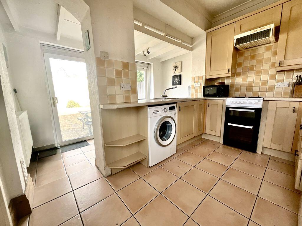 House in Christchurch, Pokesdown, Bournemouth - More