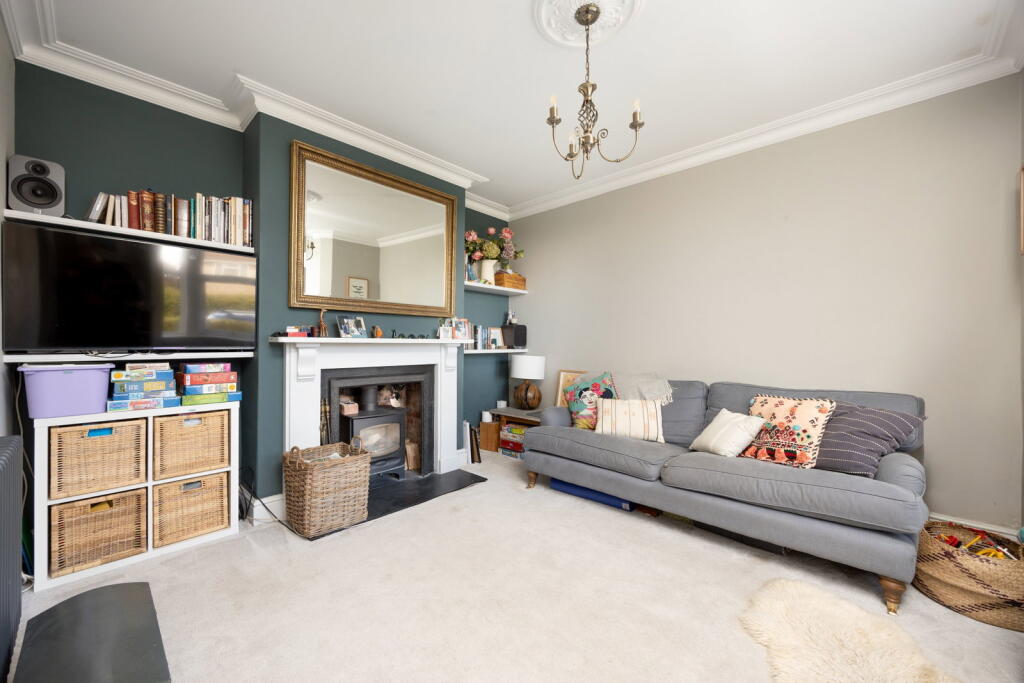 House in Swindon - View 4