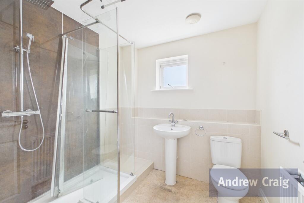 Apartment in South Tyneside, North East - View 4
