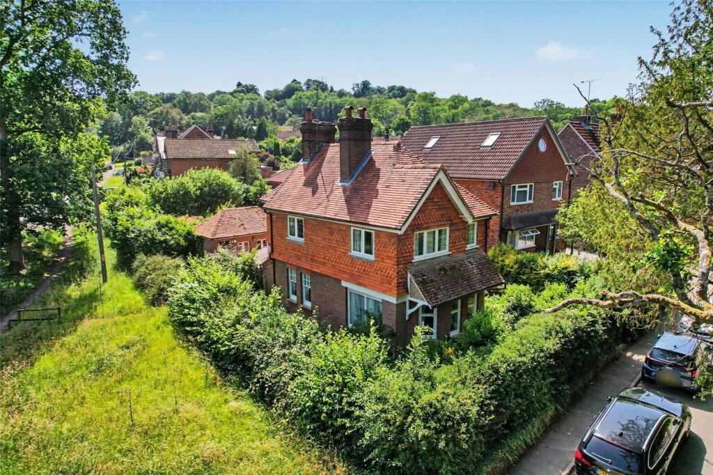 House in Guildford - View 4
