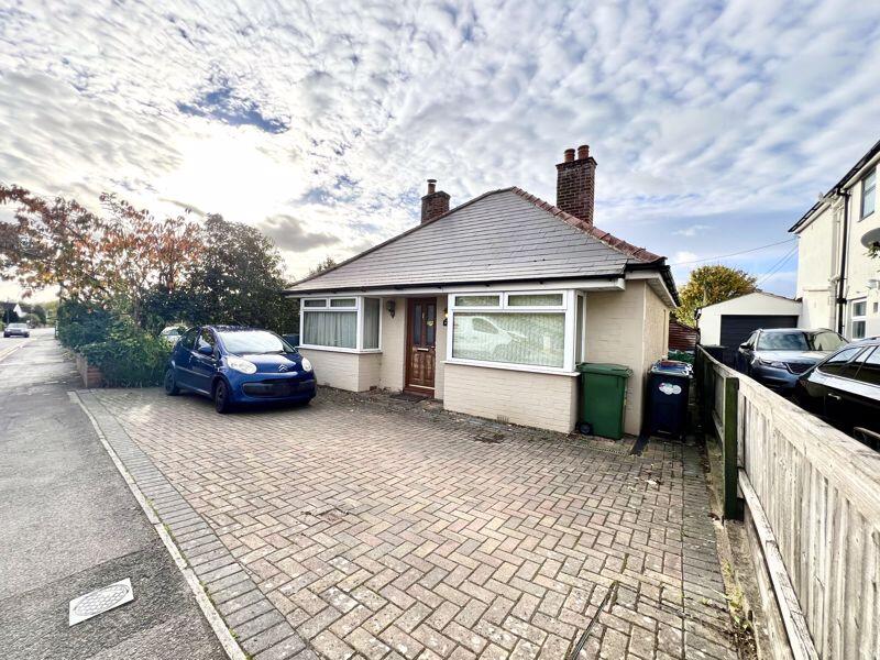 Main image of property: Oxford Road, Calne