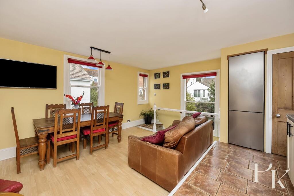 Apartment in Brighton - View 5