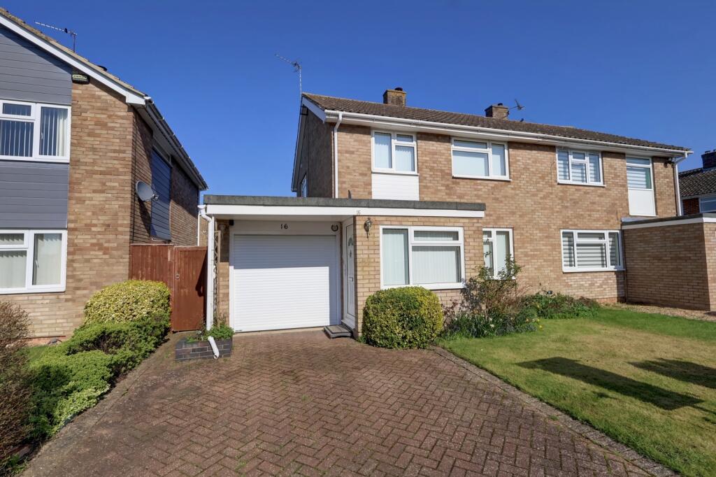 Main image of property: Mount Way, Princes Risborough, Buckinghamshire, HP27