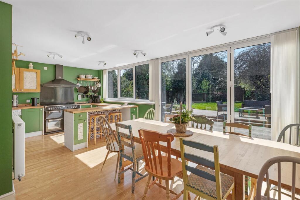 Bowhill, Kettering - View 2