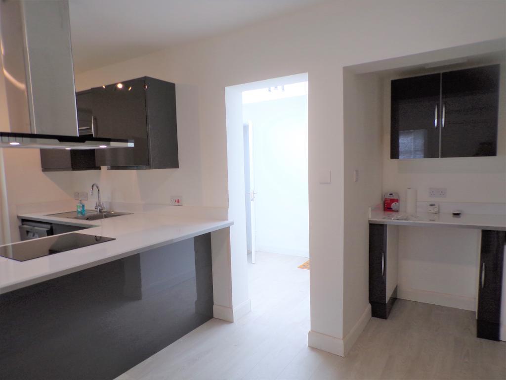 House in Hull, Avenues - View 5