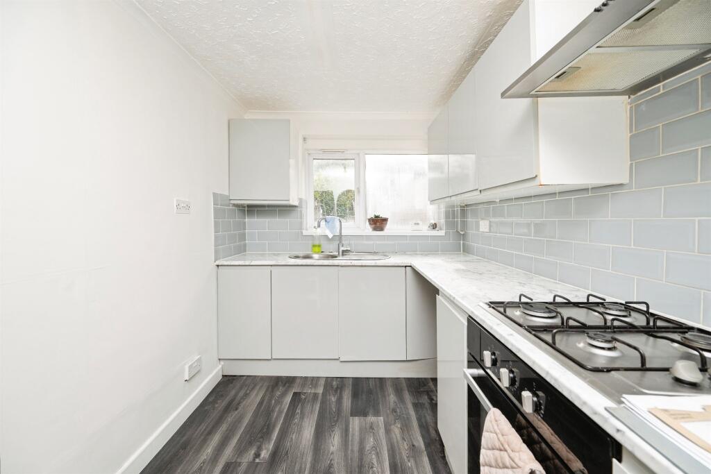 Ashes Road, Oldbury photo 4