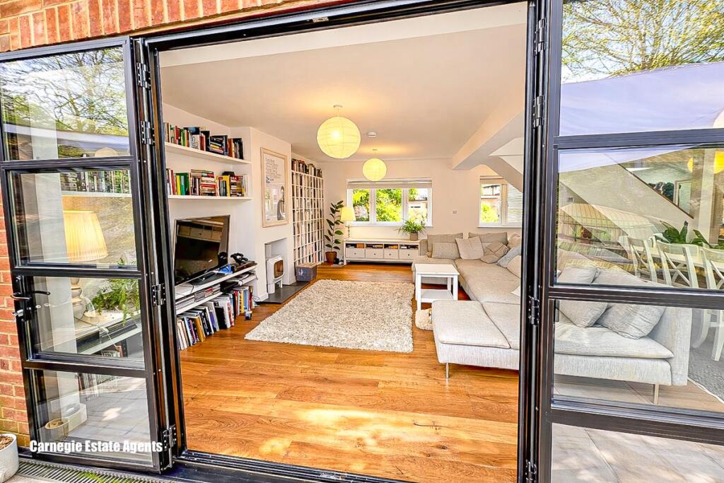 Additional image 22 of Roundwood Drive, Welwyn Garden City