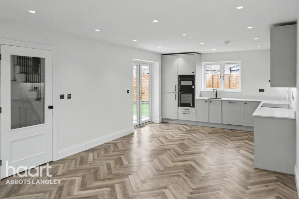 Additional image 2 of Ashridge Drive, St Albans