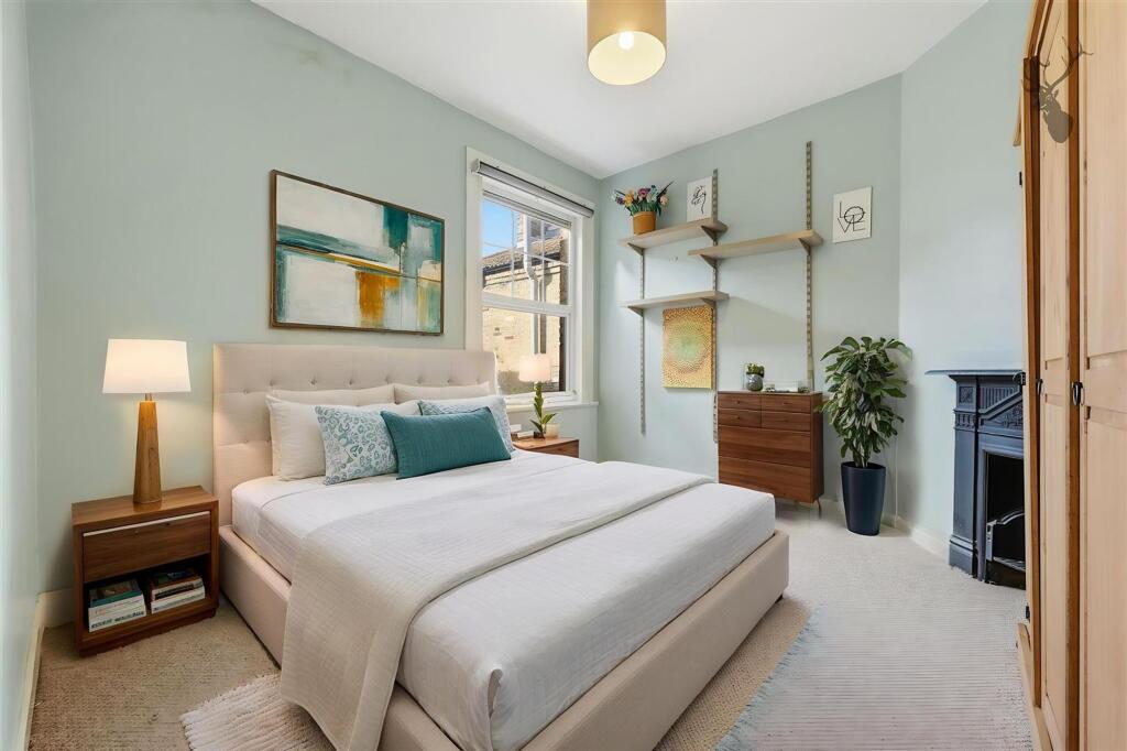 Chingford Road, London, E17 - More