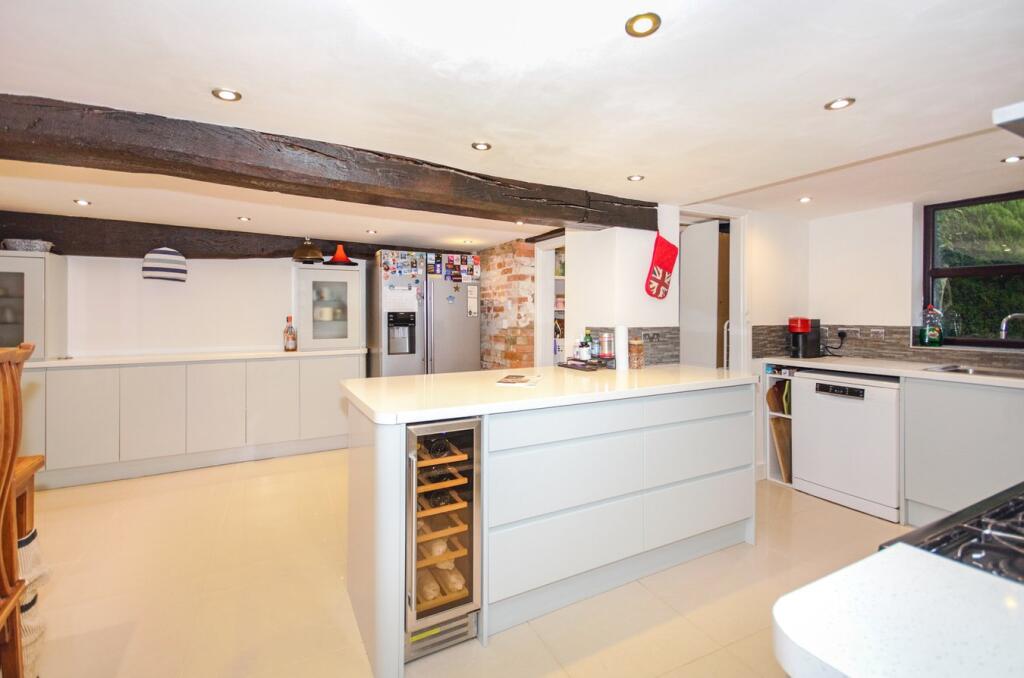 Manor House Close, Newbold-on-Avon, Rugby, CV21 photo 2