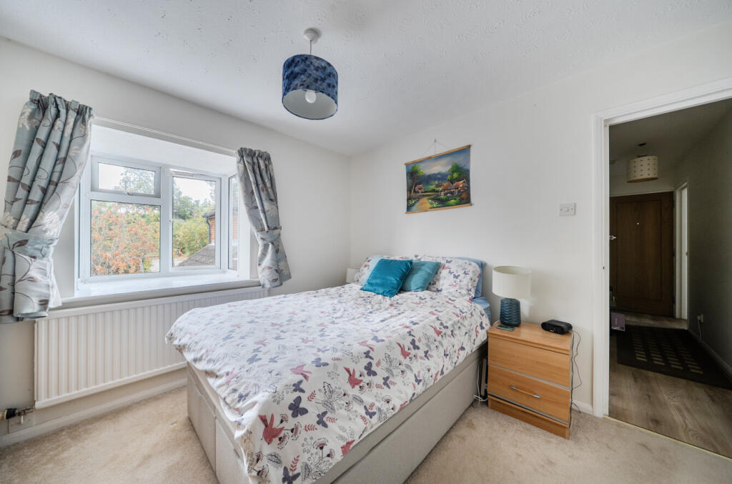 Apartment in Swindon, Wroughton - View 5