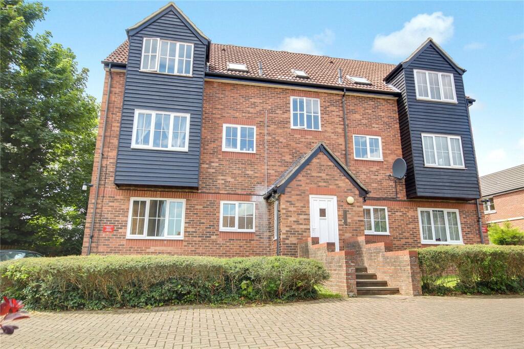 Main image of property: Dewell Mews, Old Town, Swindon, SN3
