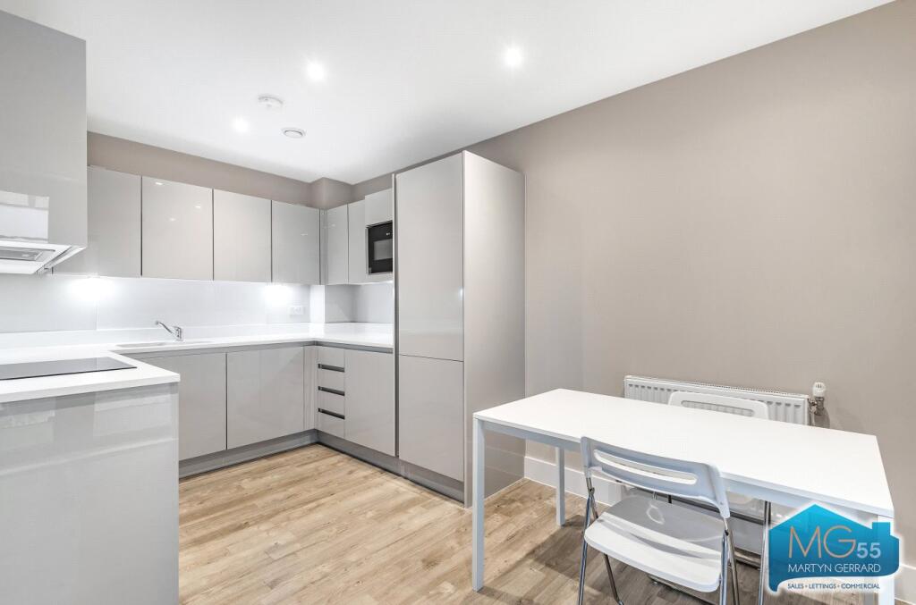 Main image of property: Nether Street, Finchley Central, London, N3