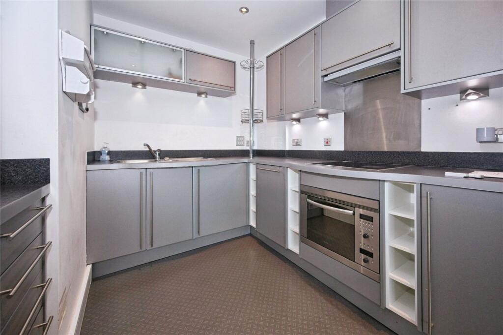 Havannah Street, Cardiff, CF10 - More