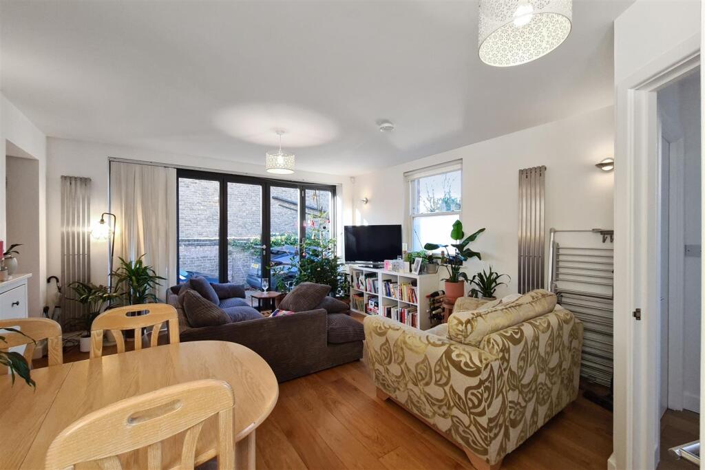 Main image of property: Niton Street, London