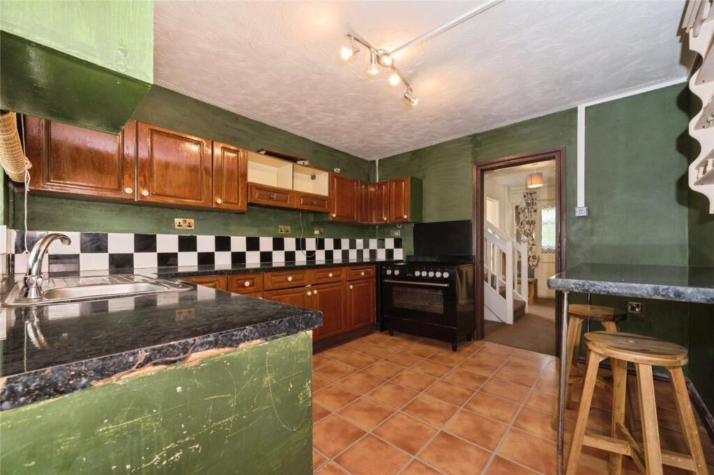 House in Southampton - View 4