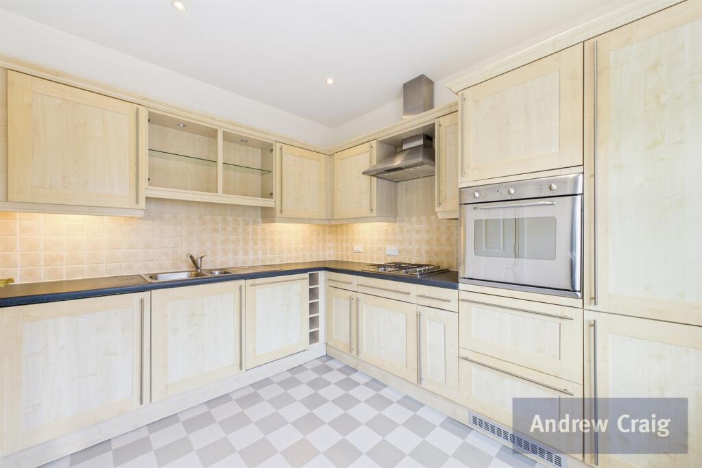 Hawthorn Court, Gosforth photo 3