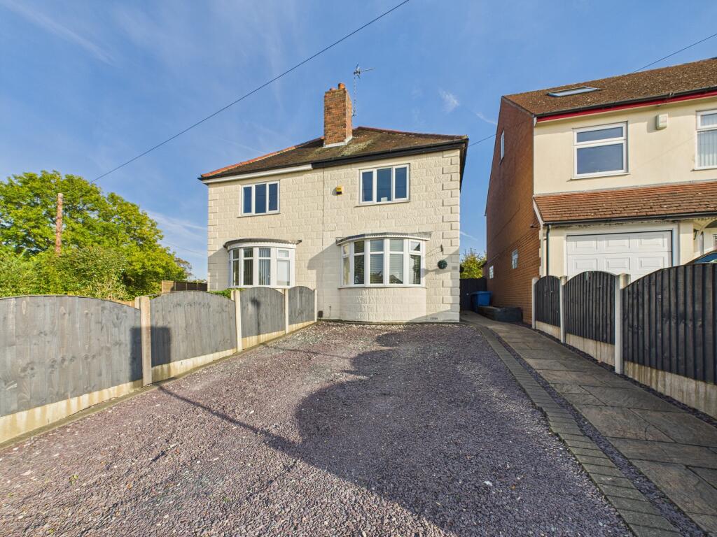 2-bed semi-detached on Lyndhurst Grove, Chaddesden, £205,000