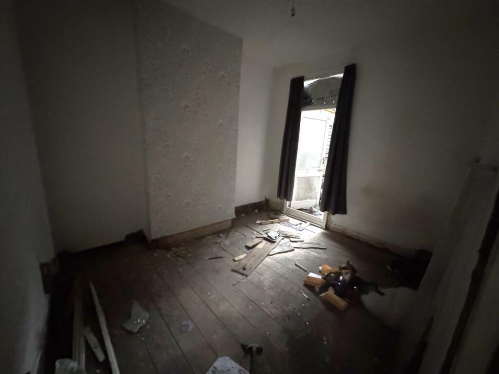House in London, Upper Clapton, West Hackney - View 3