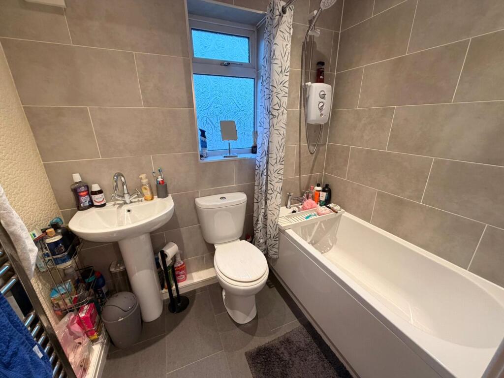 Cambridge Road, Lostock, Bolton, Greater Manchester, BL6 photo 5