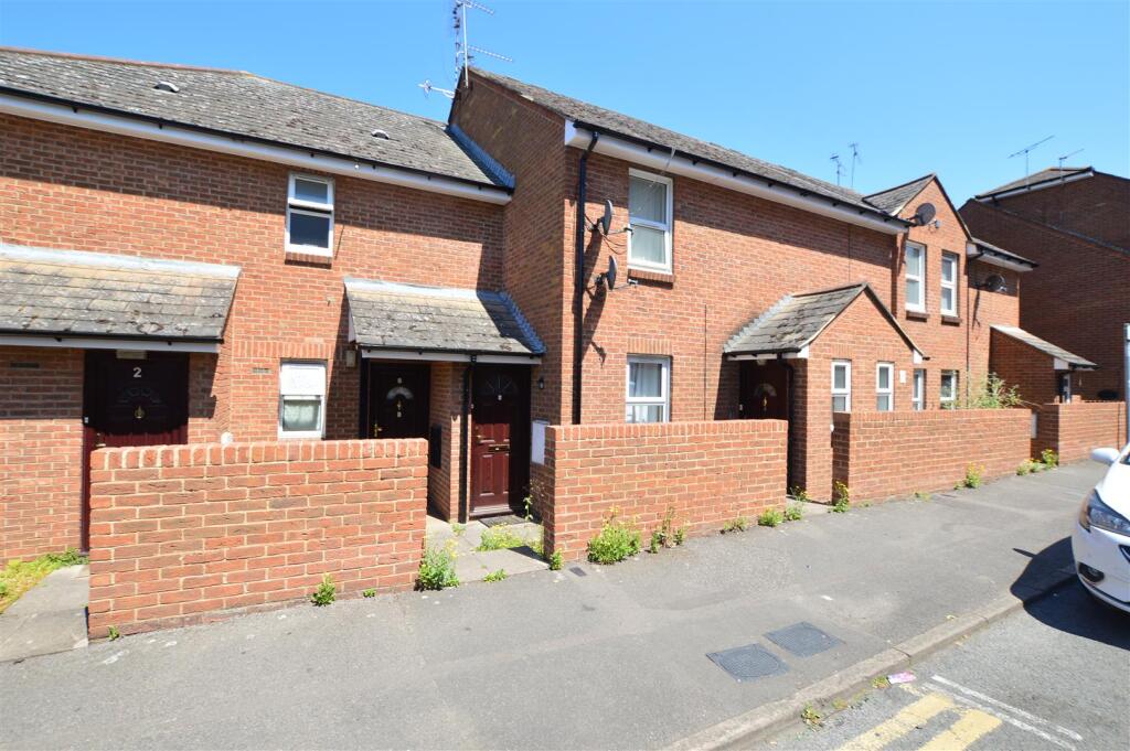 Main image of property: Queens Court Queens Road Slough Berkshire