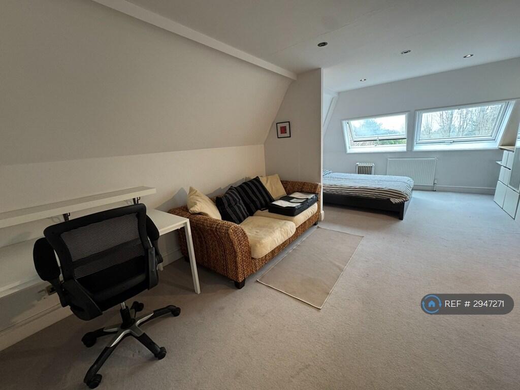 Main image of property: Corfton Road, London, W5