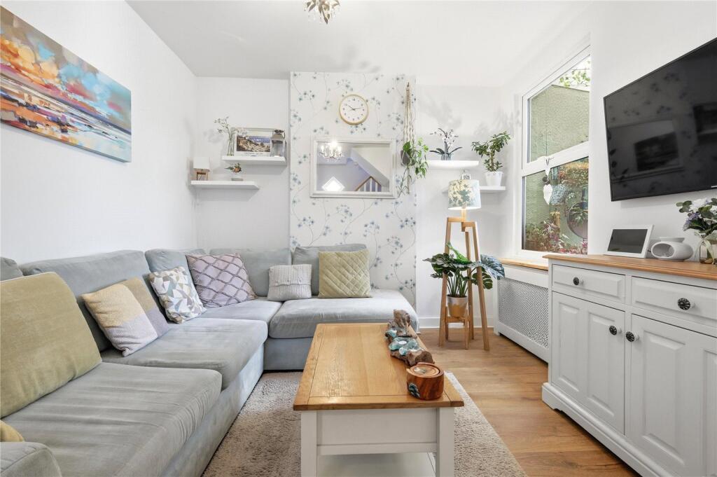 House in Southend-on-Sea - View 4