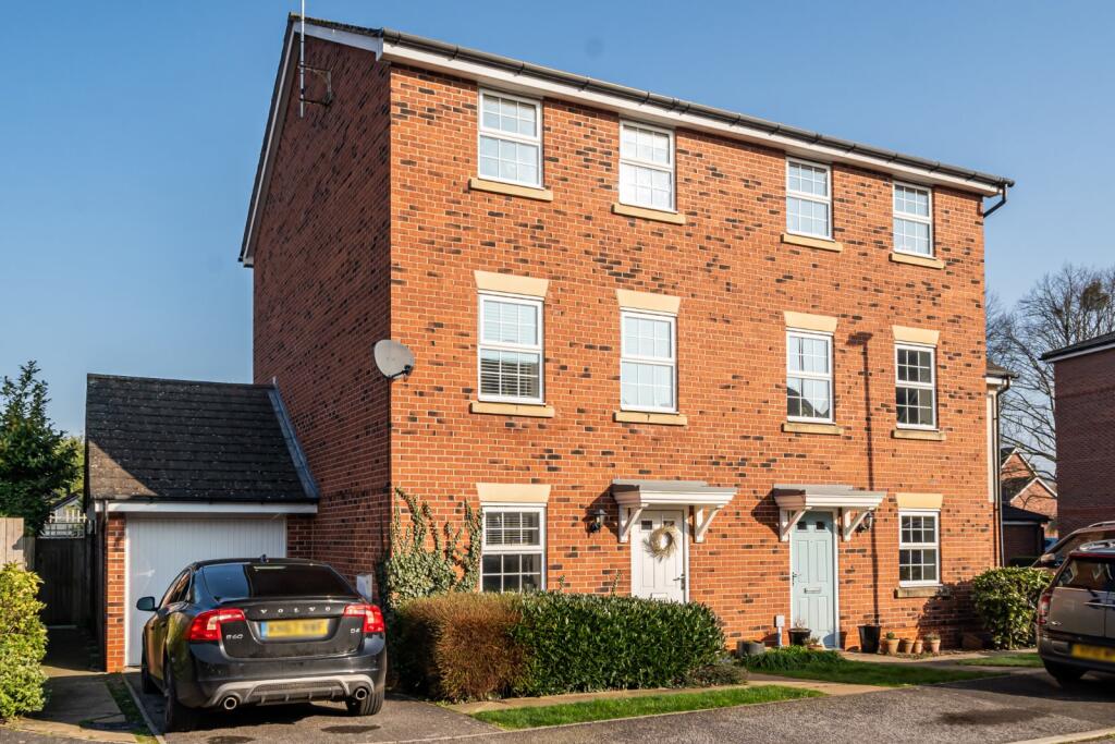 Main image of property: Goldrill Close, West Bridgford, Nottingham, Nottinghamshire, NG2